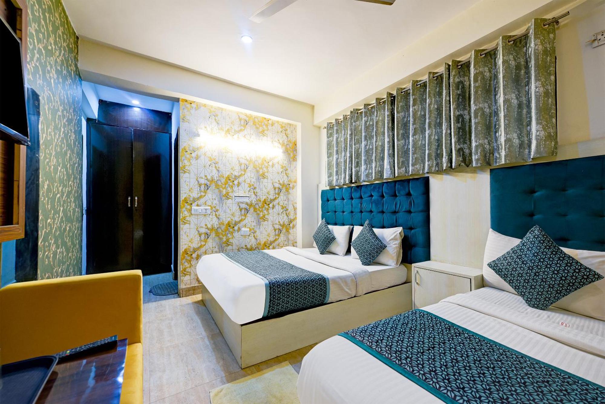 Hotel Skywood At Airport Nueva Delhi Exterior foto