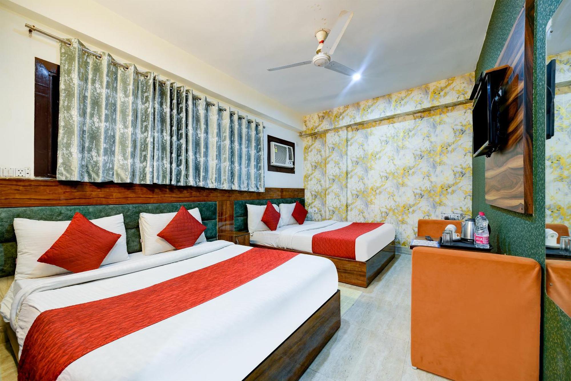 Hotel Skywood At Airport Nueva Delhi Exterior foto