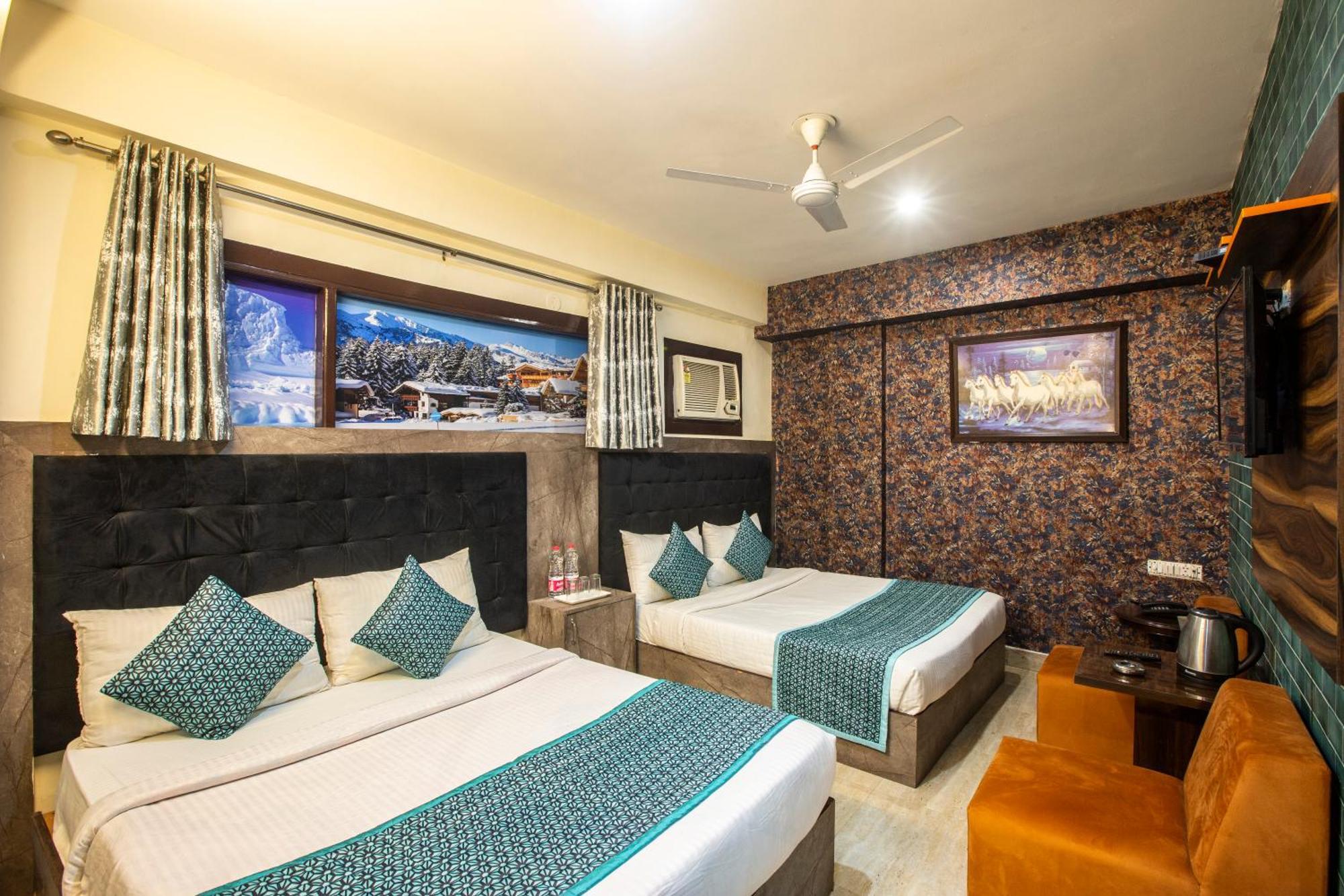 Hotel Skywood At Airport Nueva Delhi Exterior foto